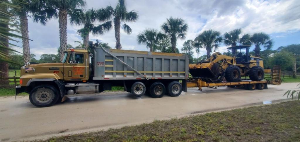 hauling port st lucie fl